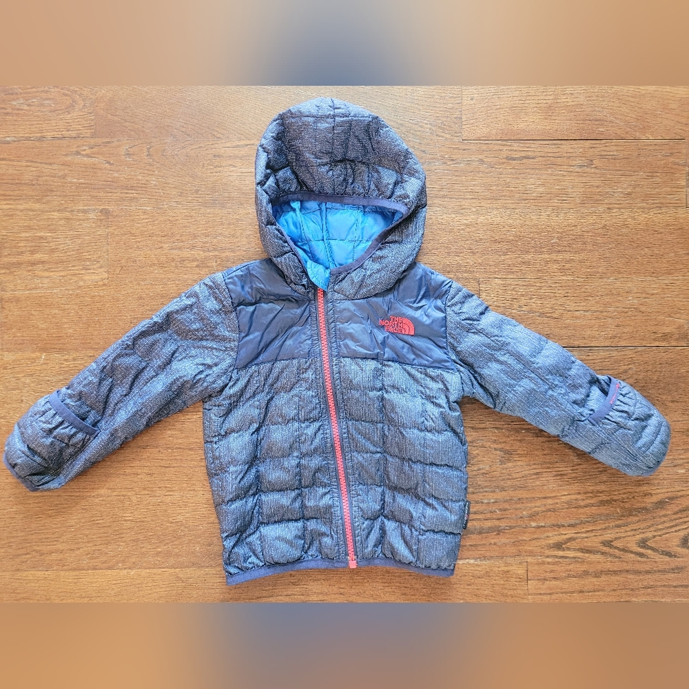 Toddler The North Face Thermoball Reversible Jacket (size 12-18 months)